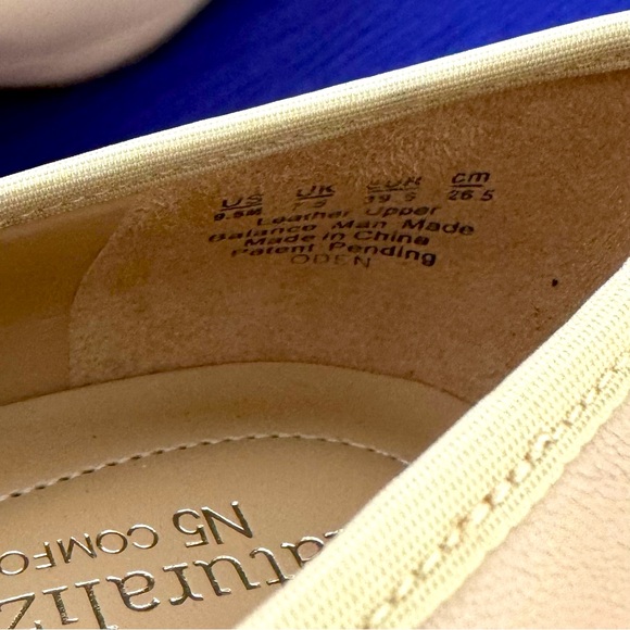 Naturalizer Cream Heels - Picture 8 of 8